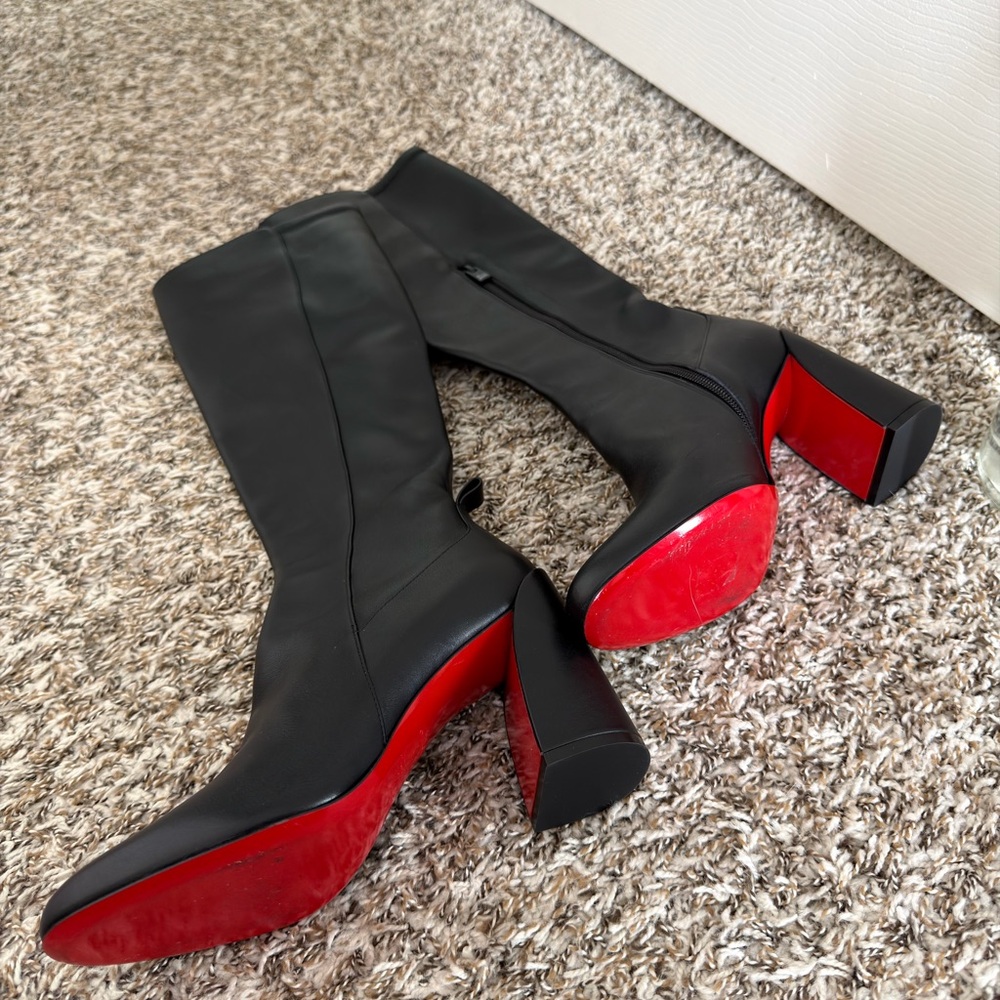 Christian Louboutin Black Knee-High Leather Boots with Red-Soled Block Heel - Picture 5 of 6